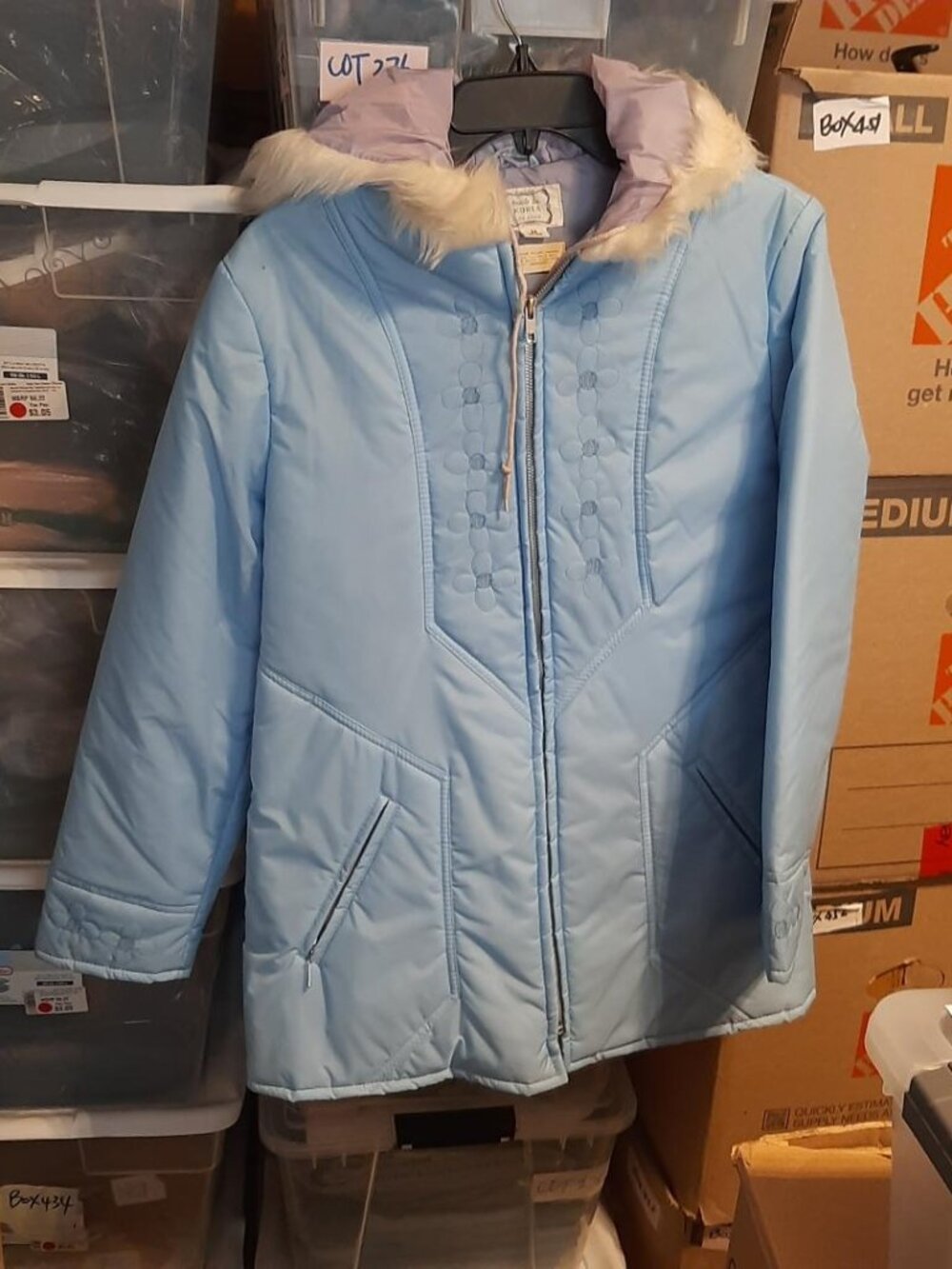 Vintage Women Puffy Coat With Hood Light Blue Size M (12-14)